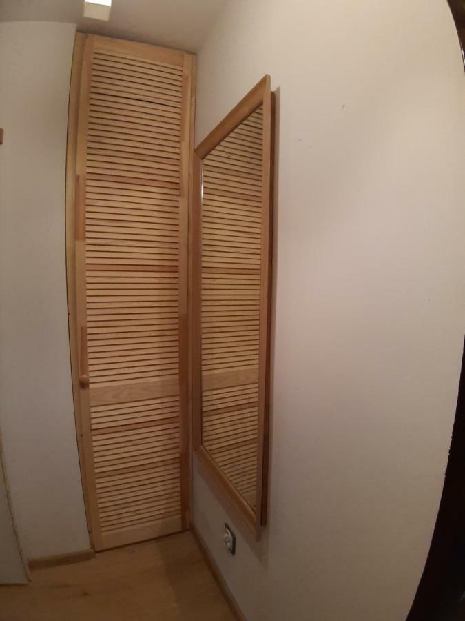 Apartament Beksa Apartment Санок Екстериор снимка
